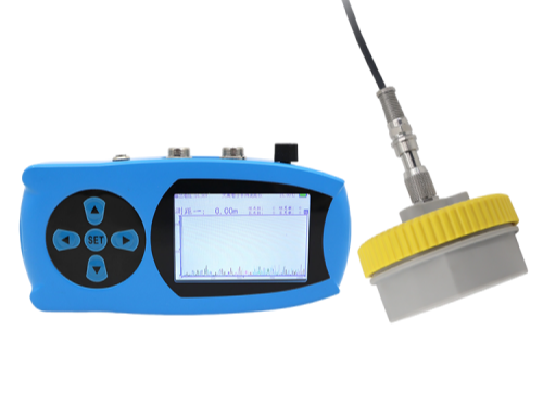 手持式测深仪主机部分.png