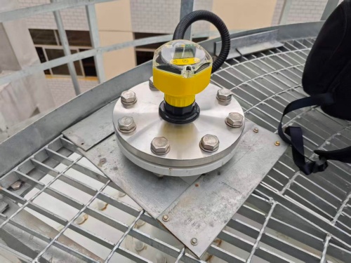 177564017594666.jpg 超声波液位计在市政污水处理厂_副本.jpg